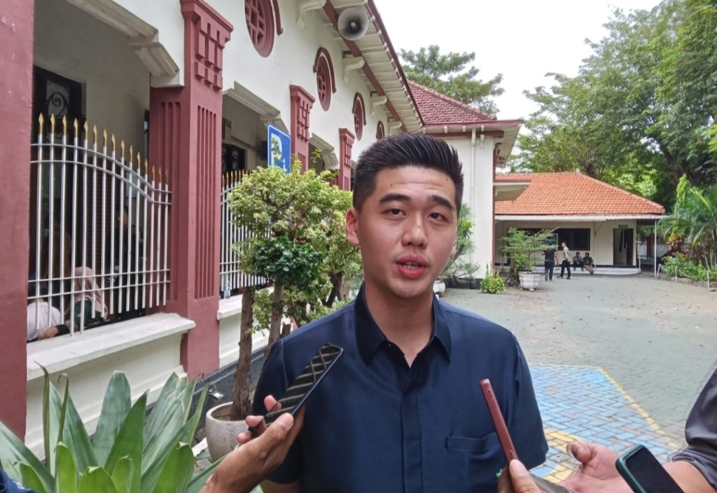 Sidang Perdana, Hakim Langsung Keluarkan Penetapan Penangguhan&nbsp;Penahanan