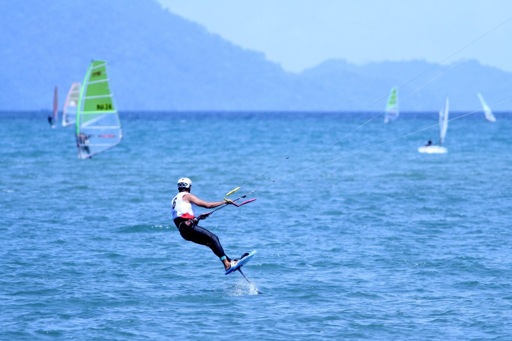 Baru Koleksi 1 Perunggu, Selancar Angin Jatim Kejar Target 2 Emas PON&nbsp;2024