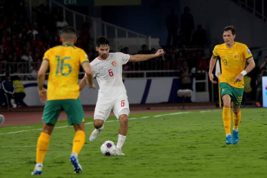 Ditekan Australia, Pelatih Timnas Harus Berspekulasi Turunkan&nbsp;Pemain