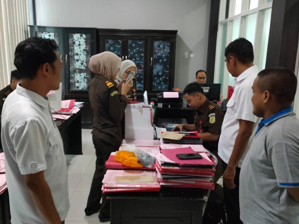 Kejati Sulteng Terima Pelimpahan 3 Tersangka Narkoba dari Polda&nbsp;Sulteng