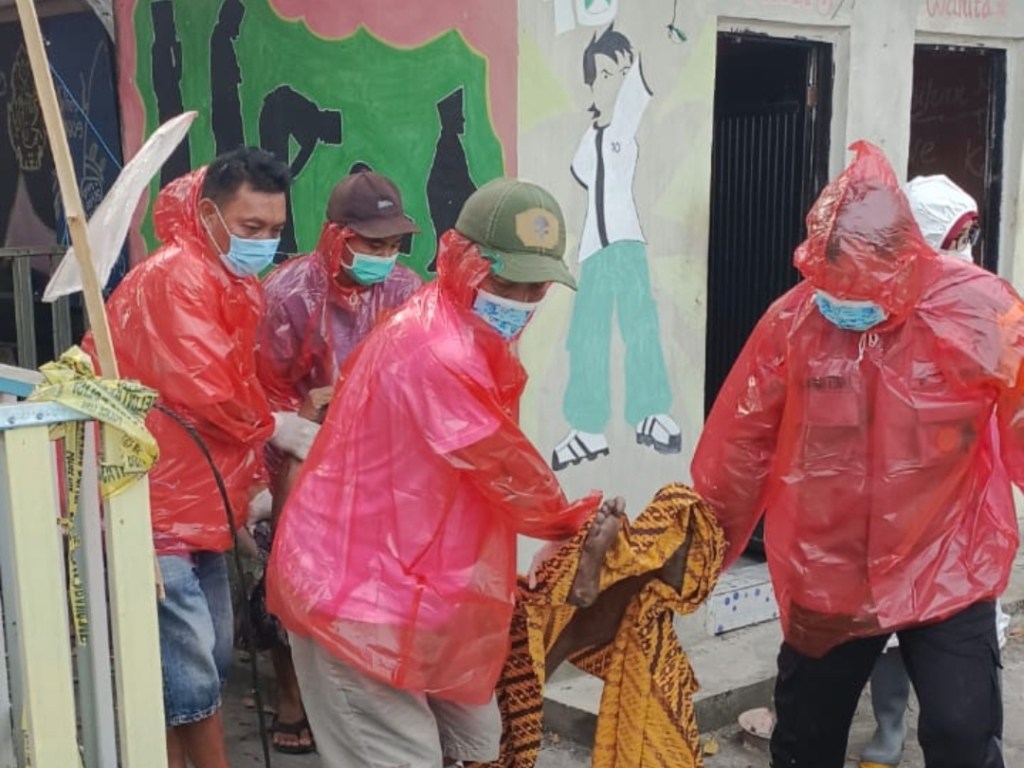 Diduga Diabetes, Dul Meninggal Jenazahnya Dikerubungi&nbsp;Lalat